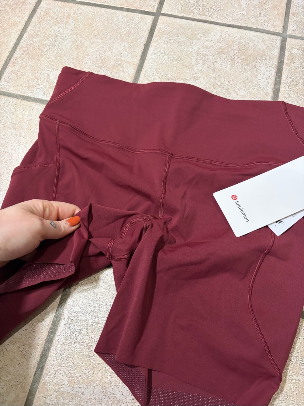 NWT Lululemon Fast and Free High-Rise Short 6" *Pockets (Burgundy Bay) Size 10 - Picture 7 of 9